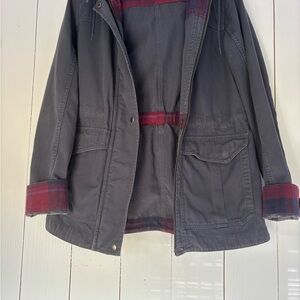 Patagonia Navy and Burgundy Women's Jacket